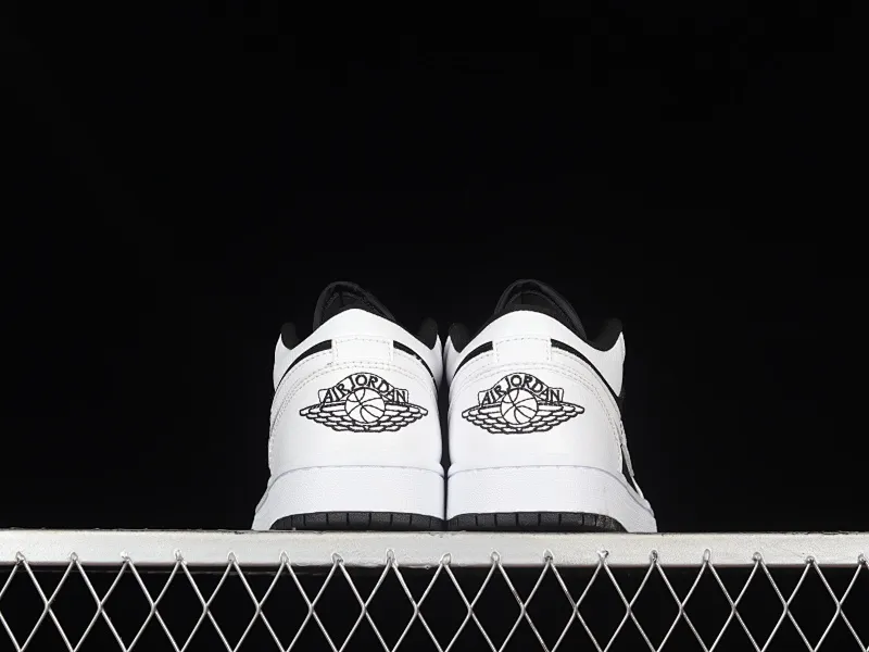 All categories Air Jordan Jordan series basketball shoes Air Jordan 1 Low Z version Air Jordan 1 Low AJ1 Joe 1 black and white panda low-top casual sneakers 553560-101